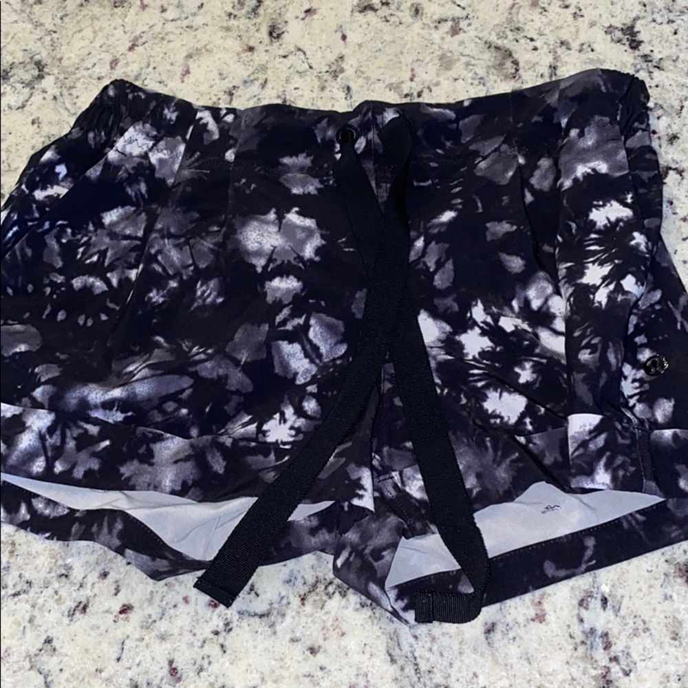 lululemon black shorts